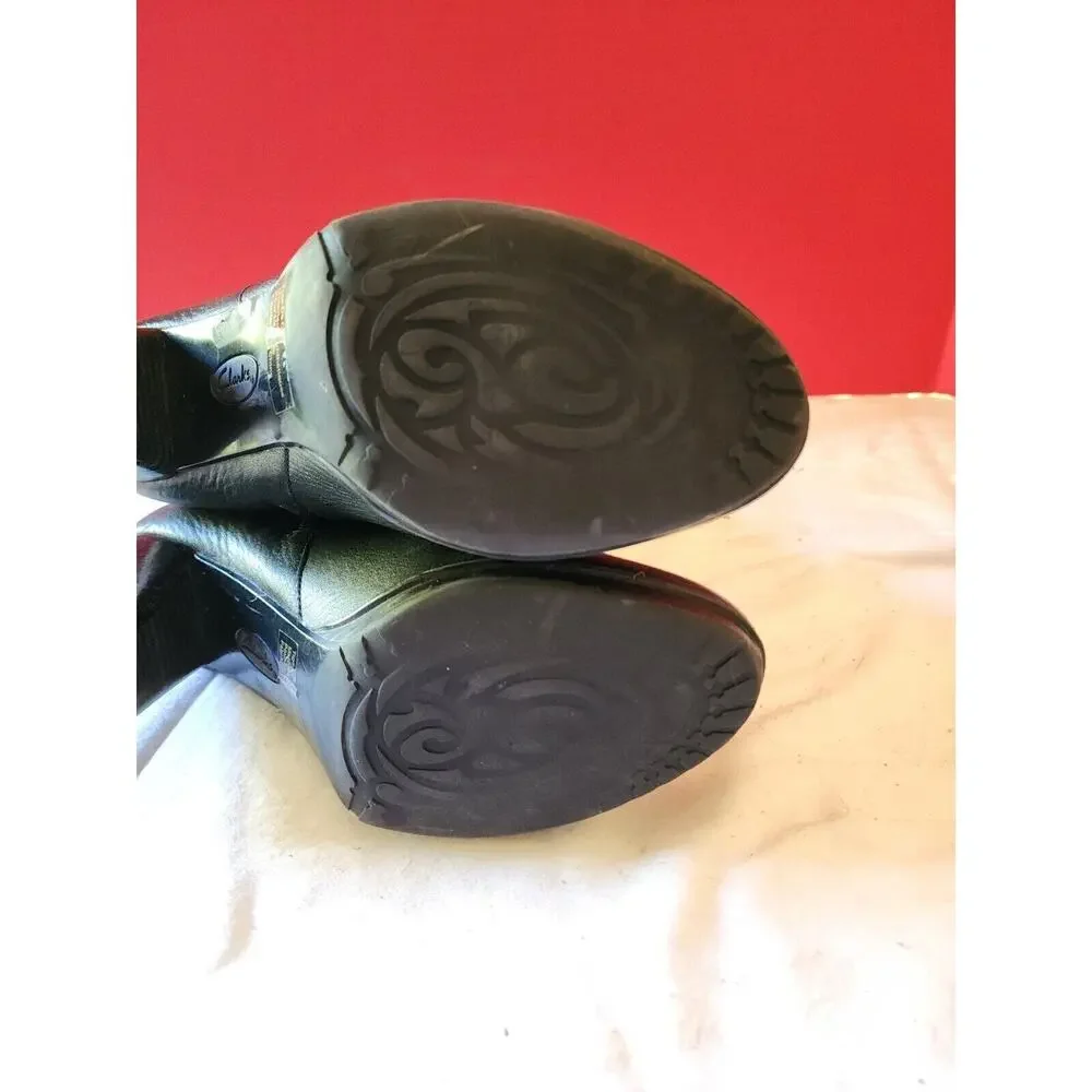 CLARKS Indigo Shoes Women's Size 8.5M Black Leather Boots Heels Booties #64503
